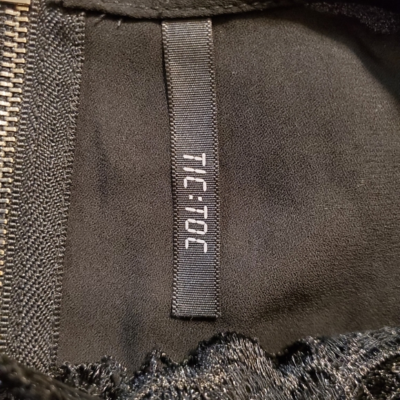 Tic:Toc Black lacey crop top - Picture 6 of 7
